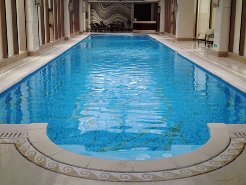 泳池恒溫加熱用熱泵好還是鍋爐好？