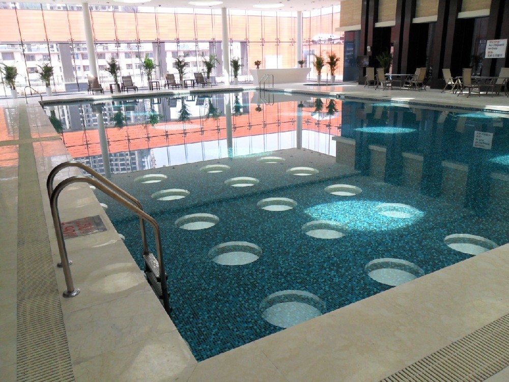 三集一體泳池熱泵機組的優點